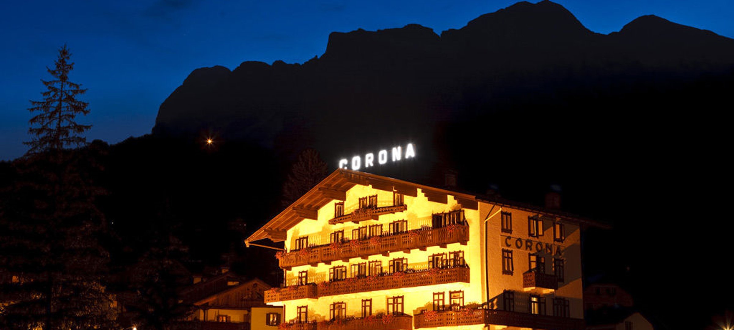 Hotel Corona - Cortina d`Ampezzo