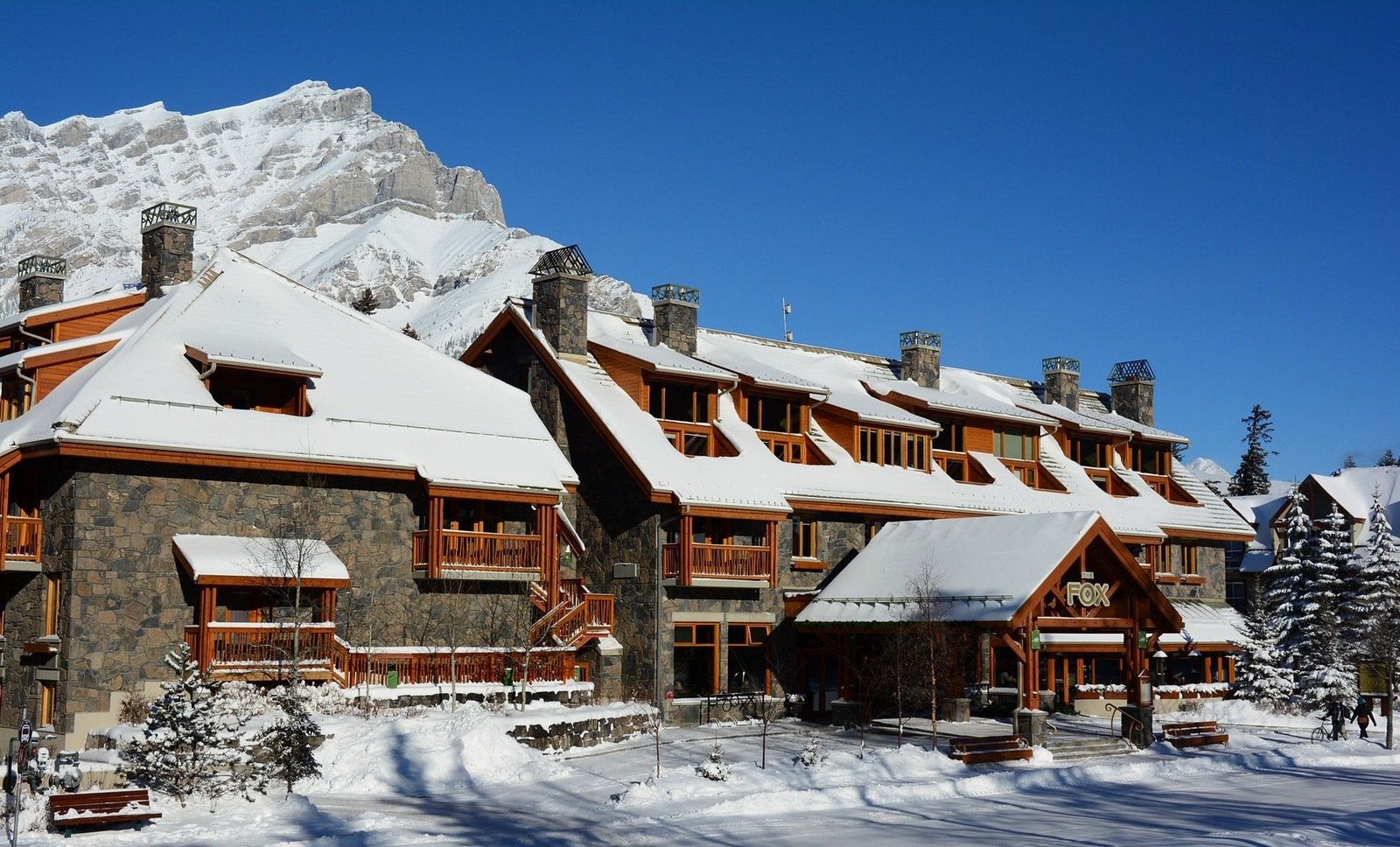 Fox Hotel and Suites - Banff
