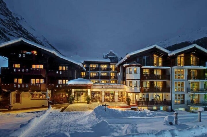 Ski and Snowboard Holidays