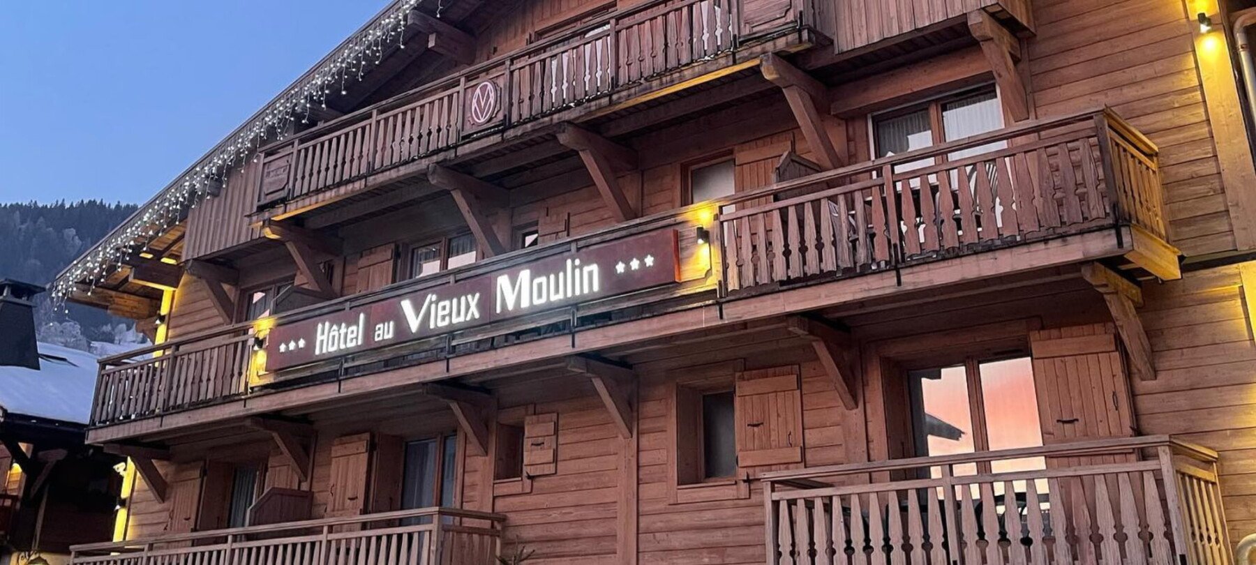 Hotel Au Vieux Moulin Exterior