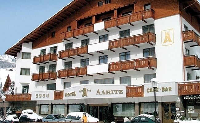 Hotel Aaritz Exterior