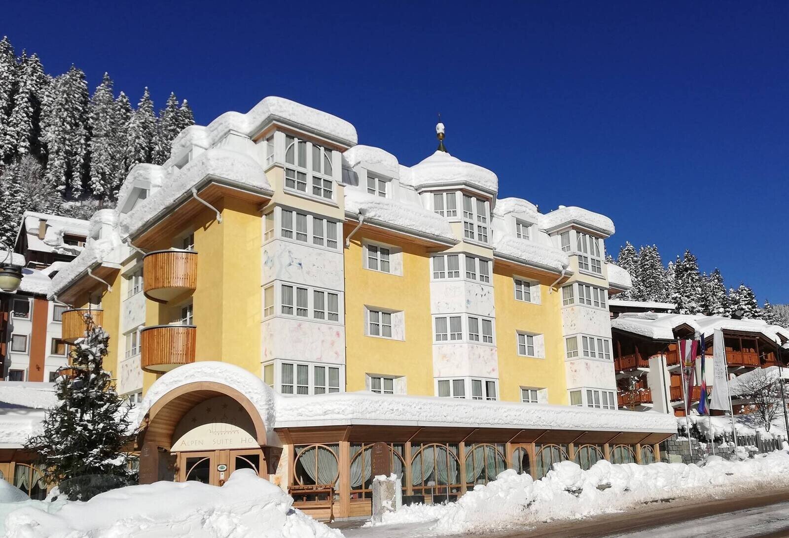 Alpen Suite Hotel Exterior