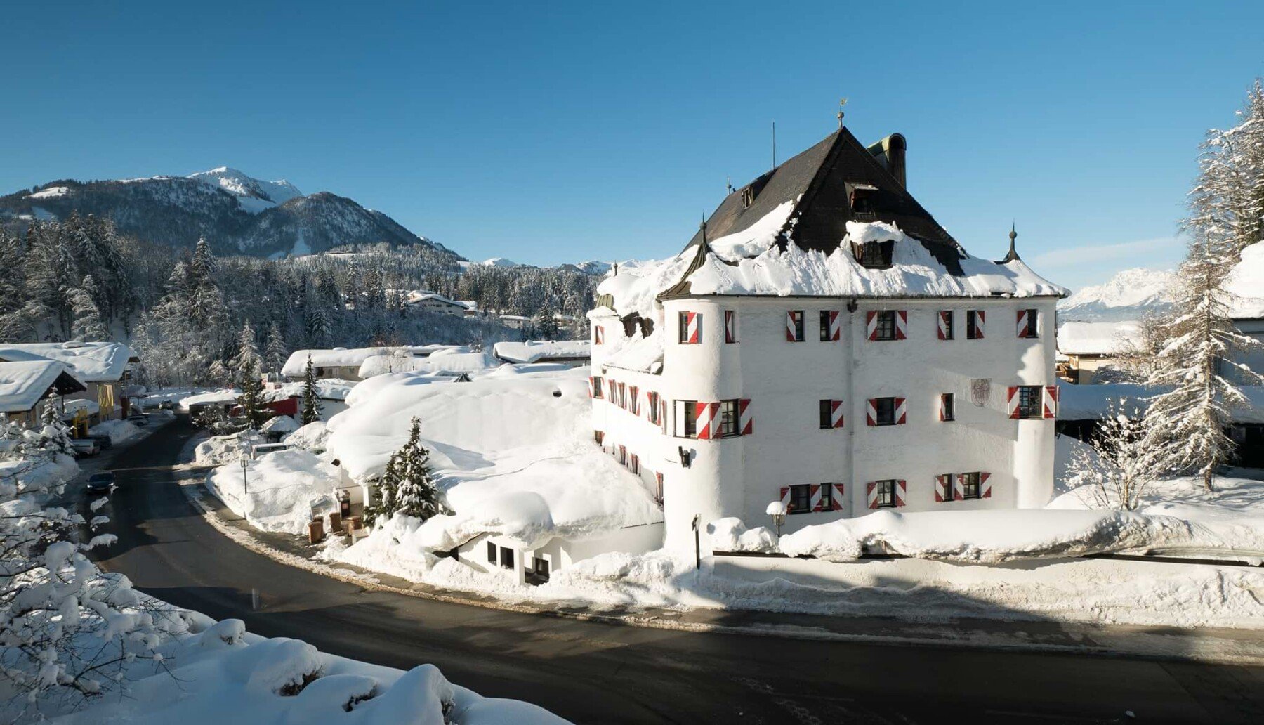 Hotel Schloss Rosenegg Exterior