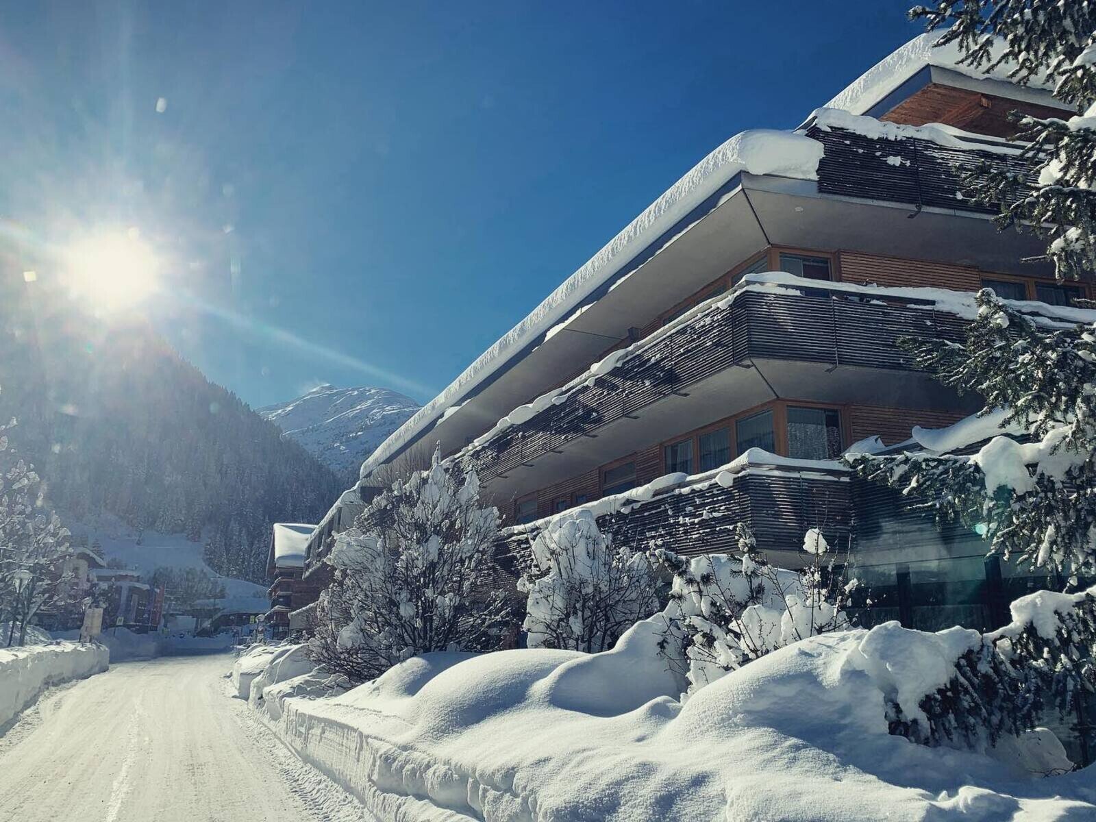 Ski Hotel Galzig Exterior