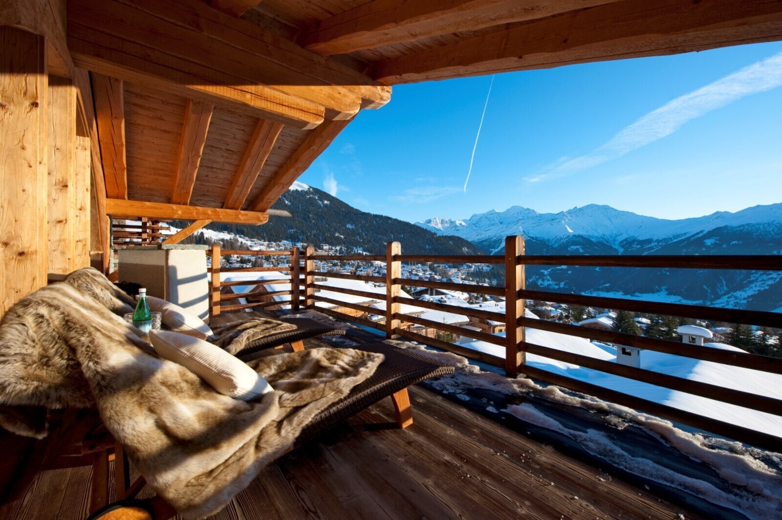 Chalet Airview Balcony