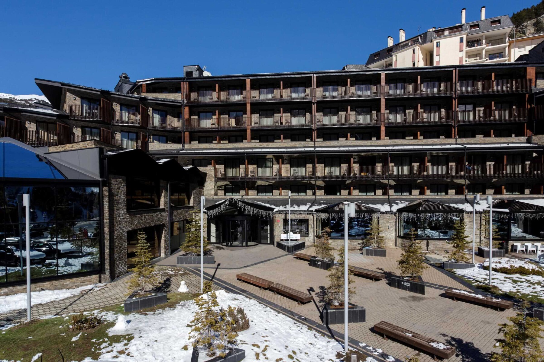 Park Piolets Mountain Hotel & Spa Exterior