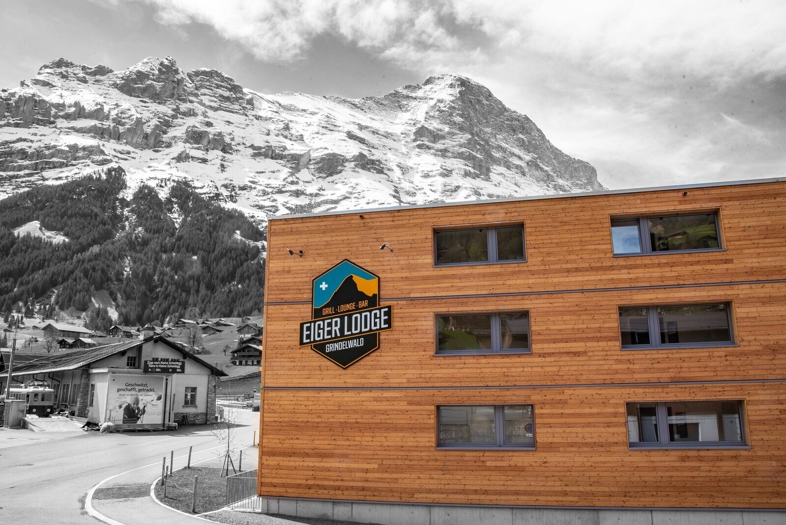 Eiger Lodge Exterior