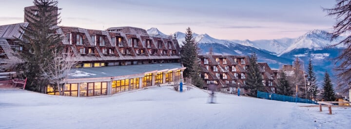 Th - Hotel - Pila