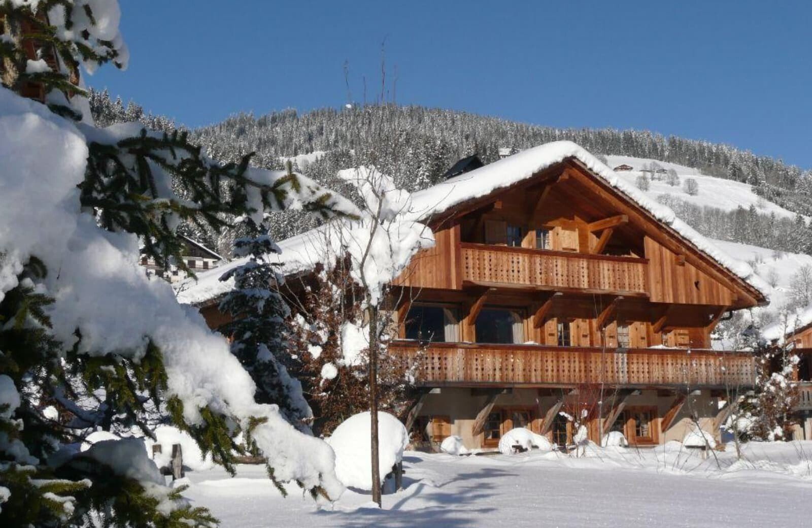 Chalet Eustache Exterior