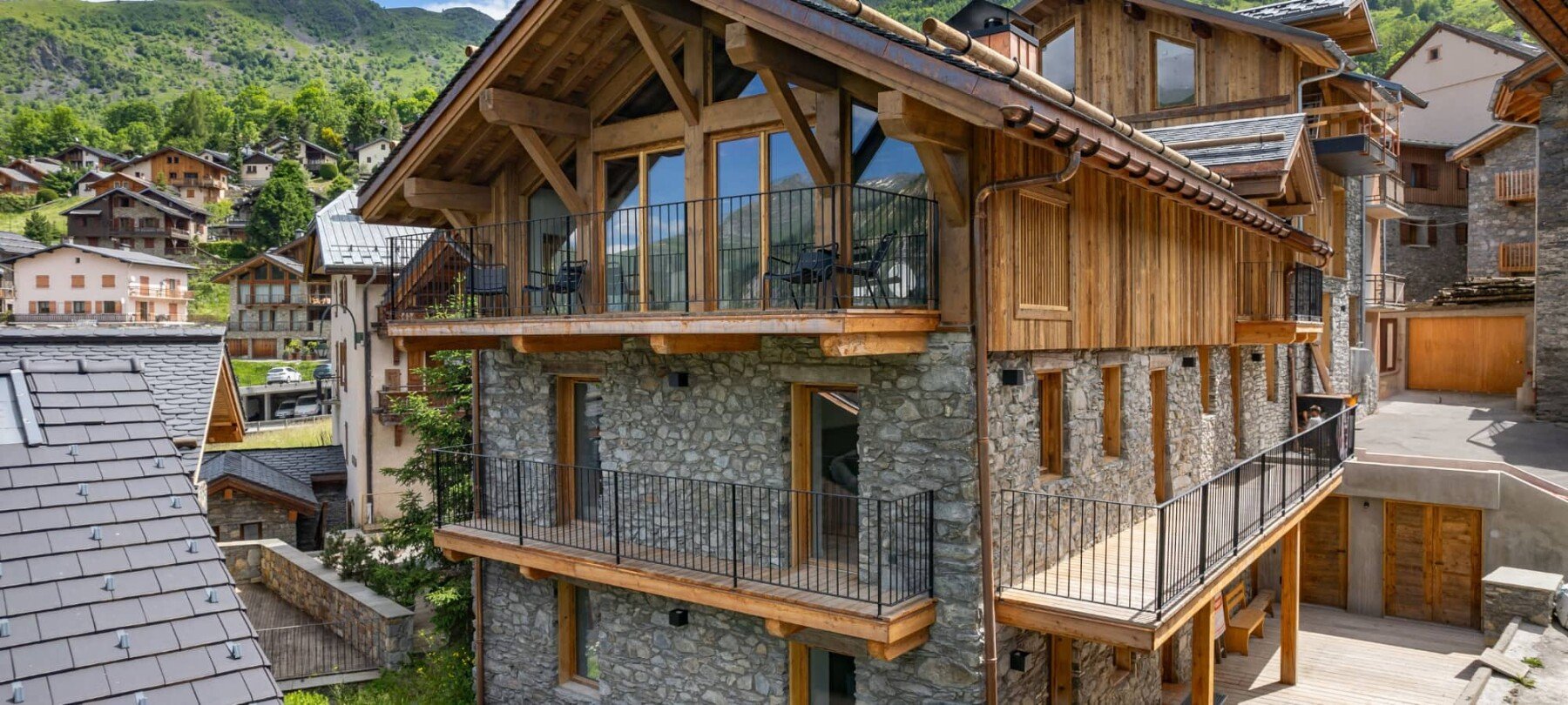 Chalet Zanskar Exterior