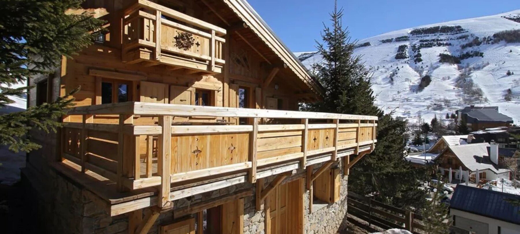 Chalet Les Alpages Exterior