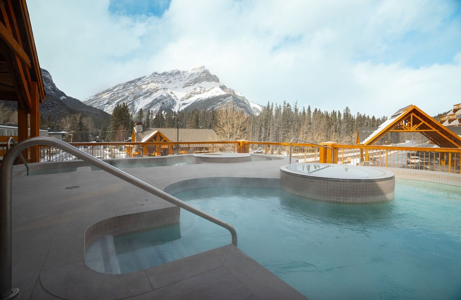 Otter Hotel Swimming Pool