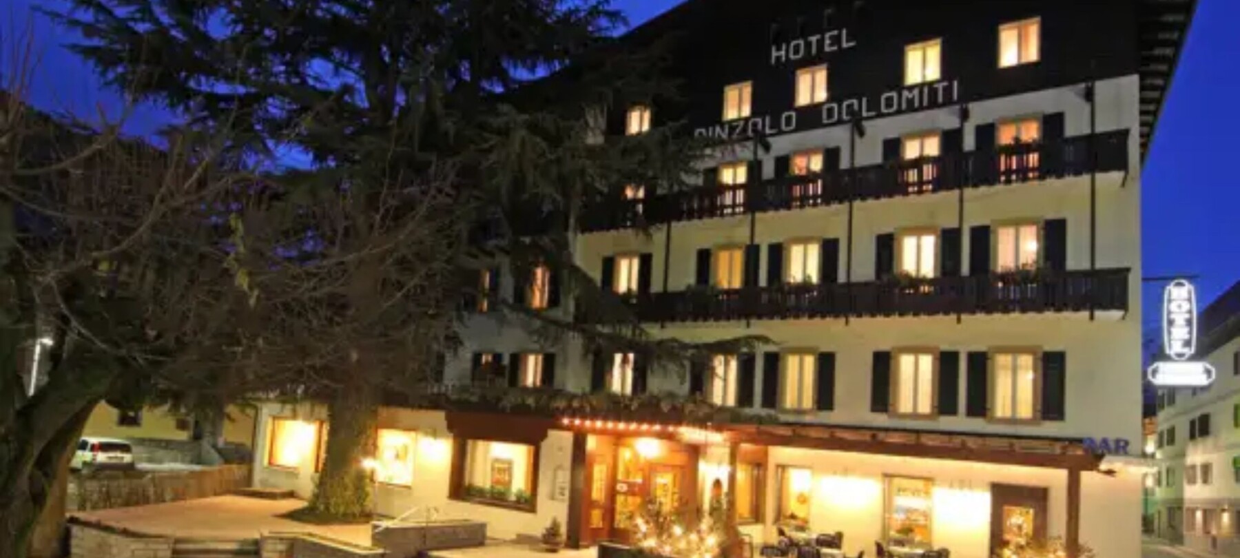 Hotel Pinzolo Dolomiti Exterior