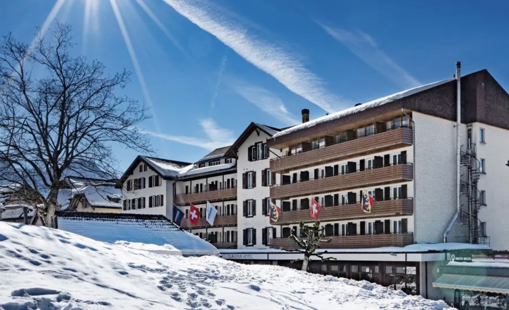 Alpine Hotel Wengen Hotel Exterior